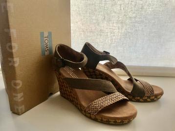 TOMS mt 36,5 Sleehak Esparilles beschikbaar voor biedingen