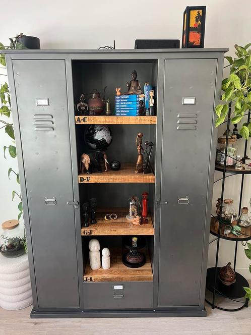 Giga meubel industriële boekenkast, Huis en Inrichting, Kasten | Lockerkasten, Zo goed als nieuw, Ophalen