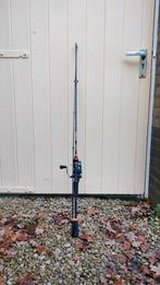 Kleine spinhengel met molen + accessoires, Watersport en Boten, Hengelsport | Roofvissen, Ophalen, Gebruikt, Complete set
