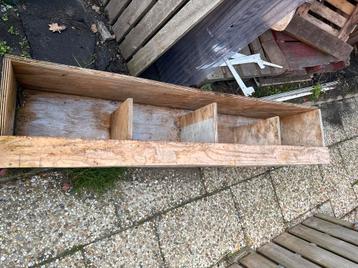 Legbak voor kippen - Houten legnest beschikbaar voor biedingen