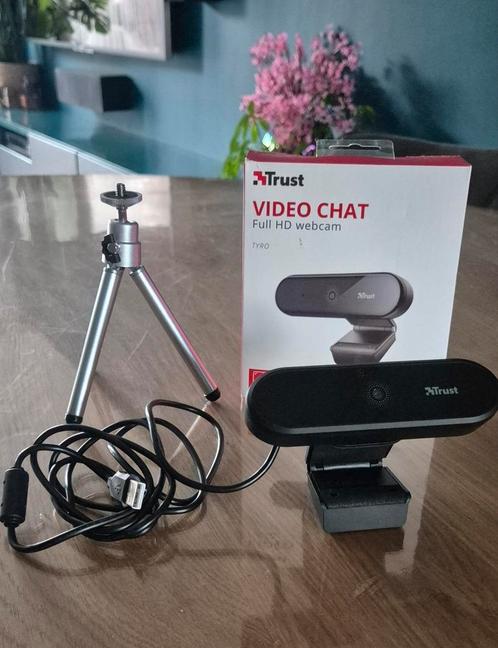 Trust Tyro - Full HD Webcam, Computers en Software, Webcams, Zo goed als nieuw, Bedraad, Windows, Monitorclip, Microfoon, Ophalen of Verzenden