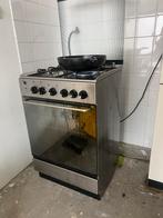 Gas cooker with oven, Witgoed en Apparatuur, Fornuizen, Ophalen, 4 kookzones, Zo goed als nieuw, Gas