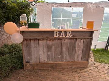 Leuke stoere bar van steigerhout beschikbaar voor biedingen