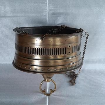 Antieke plantenhanger koper,  met ketting beschikbaar voor biedingen