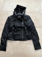 Guess jas, Kleding | Dames, Jassen | Winter, Guess, Ophalen of Verzenden, Nieuw, Zwart