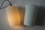 2x vintage lampenkap melkglas ribbel wit mid century glas, Huis en Inrichting, Lampen | Lampenkappen, Gebruikt, Wit, 50 cm of meer