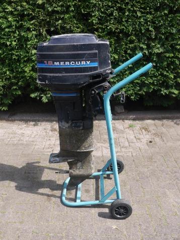 mercury 20 pk, 18 pk  (onderdelenmotor loop of sloop!) beschikbaar voor biedingen