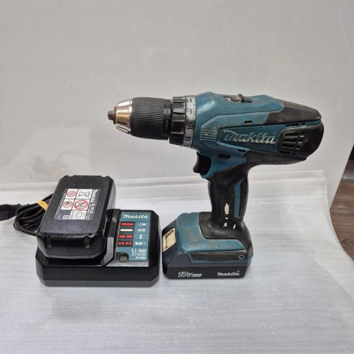 Makita DF457D incl. 2 Accu's en Oplader en Garantie, Doe-het-zelf en Verbouw, Gereedschap | Boormachines, Zo goed als nieuw