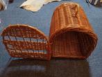 Rieten transport mandje voor kleine huisdieren., Ophalen