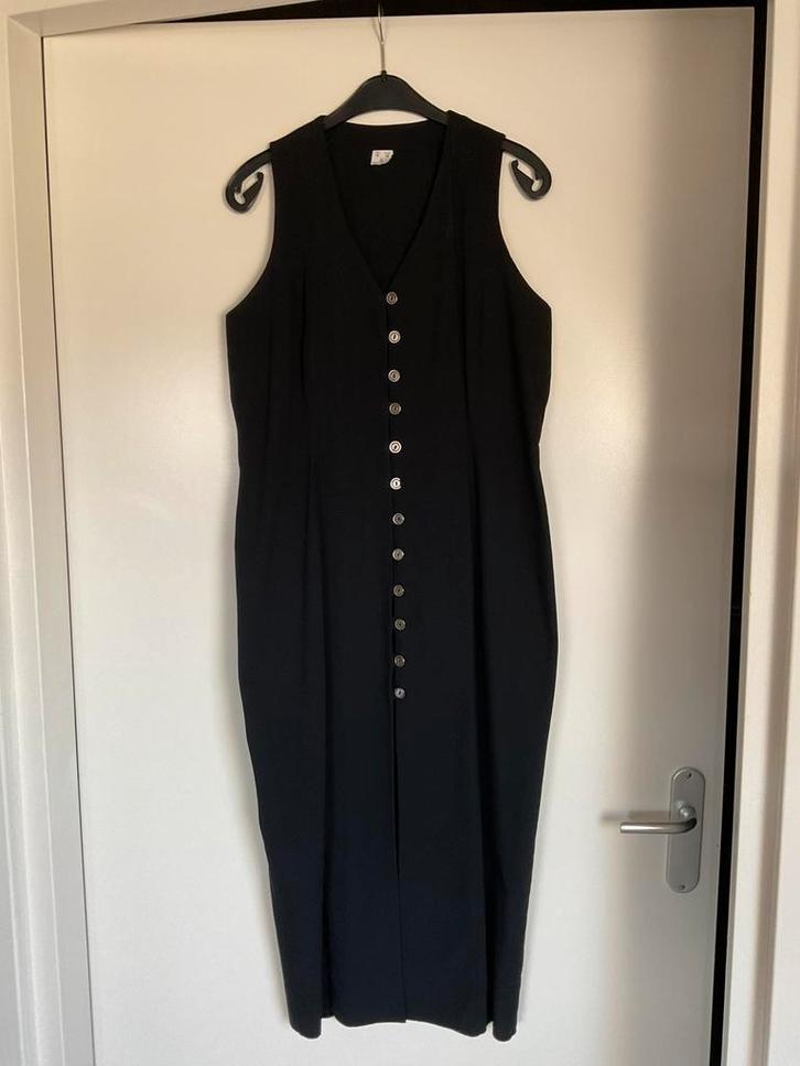 Zwarte feestjurk maat 42 (EU), Kleding | Dames, Jurken, Gedragen, Zwart, Onder de knie, Ophalen of Verzenden