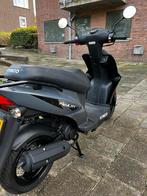 Zeer nette en bijna nieuwe Kymco Agility 50 | 45 Km/h, Fietsen en Brommers, Ophalen, Maximaal 45 km/u, Zo goed als nieuw, 50 cc