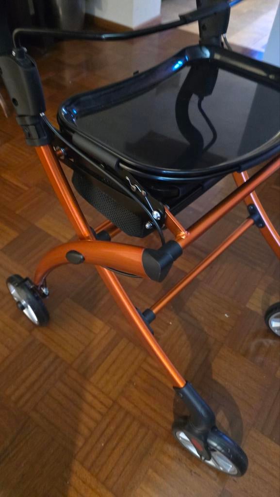 Rollator wheelzahead indoor 2.0, Diversen, Rollators, Ophalen, Zo goed als nieuw