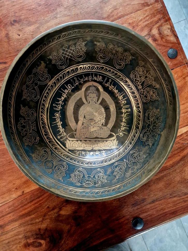 Klankschaal 28,5 centimeter 2.288 kg., Antiek en Kunst, Antiek | Koper en Brons, Ophalen