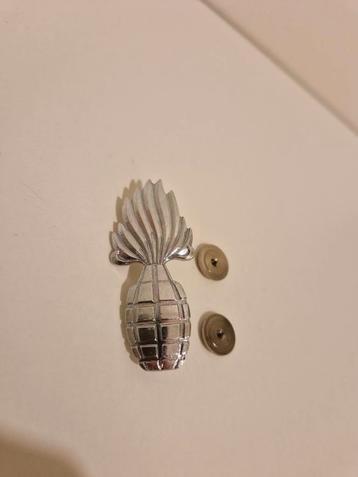 Handgranaat Werp Speldje - Buitengewoon Geoefend beschikbaar voor biedingen