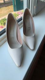 Creme italie pumps 38, Pumps, Wit, Ophalen of Verzenden, Zo goed als nieuw
