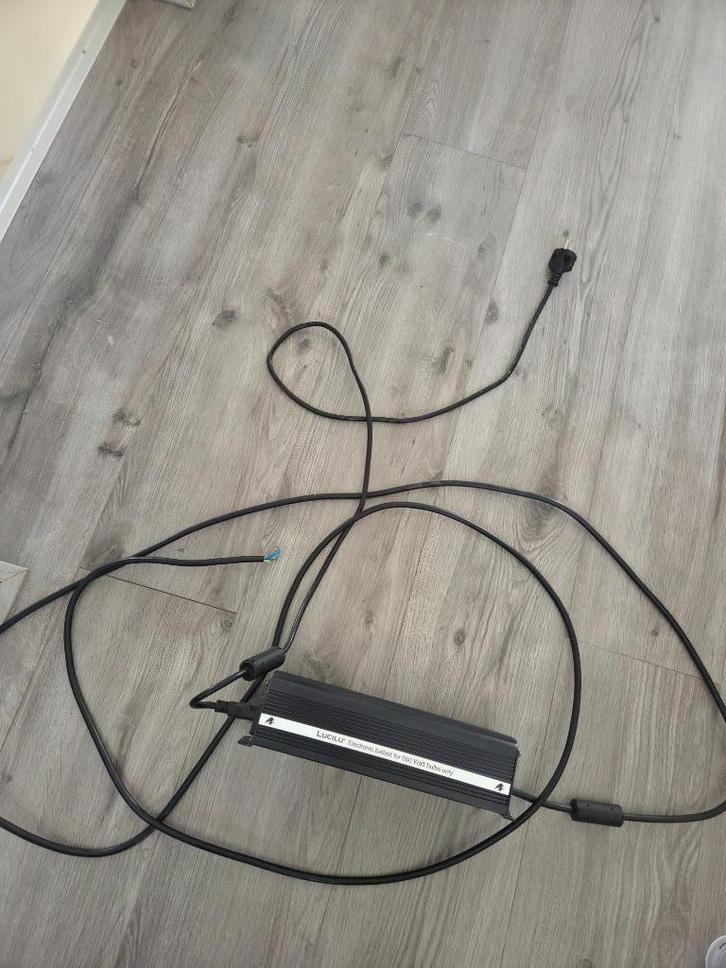 Lucilu Electronic Ballast, Tuin en Terras, Kweekspullen, Zo goed als nieuw, Kweeklamp, Ophalen of Verzenden