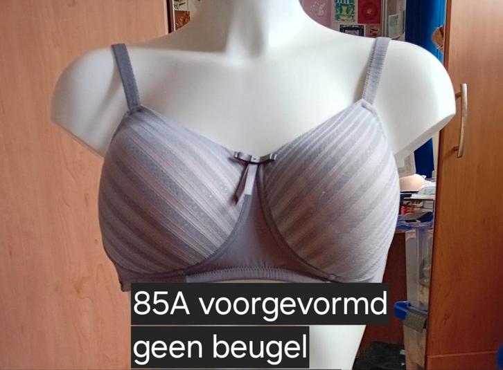 Voorgevormde prothese bh 85A, Kleding | Dames, Badmode en Zwemkleding, Nieuw, Bikini, Zwart, Ophalen of Verzenden