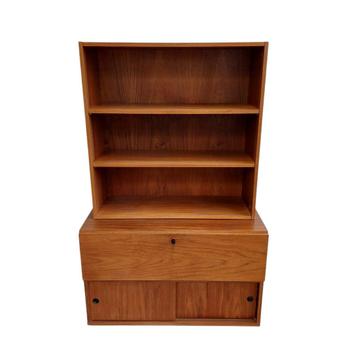 Vintage boekenkast, sideboard  beschikbaar voor biedingen