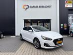Hyundai I30 1.0 T-GDI Fastback Premium / Carplay / Cruise co, Electronic Stability Program (ESP), Gebruikt, Leder en Stof, Wit
