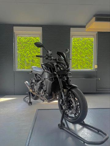 Yamaha mt09 tech black 2023 Akrapovic Puig Abs garantie beschikbaar voor biedingen