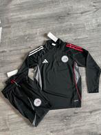 Ajax trainingspak seizoen 25/26, Maat XS of kleiner, Ophalen of Verzenden, Nieuw, Trainingspak