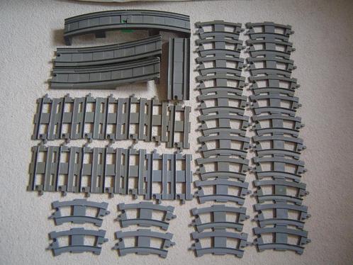 40 rails en brug voor de duplo trein (B-KEUS), Kinderen en Baby's, Speelgoed | Duplo en Lego, Gebruikt, Duplo, Complete set, Ophalen of Verzenden