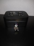Geldkistje spaarpot zwart 12x8cm, Verzamelen, Spaarpotten, Ophalen of Verzenden, Zo goed als nieuw, Steen, Aardewerk of Keramiek