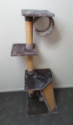 Nette Katten krabpaal / toren. 3 plateaus. 130cm hoog, Ophalen, Gebruikt, Krabpaal