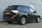 Mitsubishi Outlander 2.0 PHEV Executive Edition Trekhaak NAP, Auto's, Mitsubishi, Zwart, 4 cilinders, Leder en Stof, Zwart