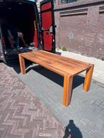 Pilat & Pilat walnoten eettafel, Ophalen, 200 cm of meer, Zo goed als nieuw, Vijf personen of meer