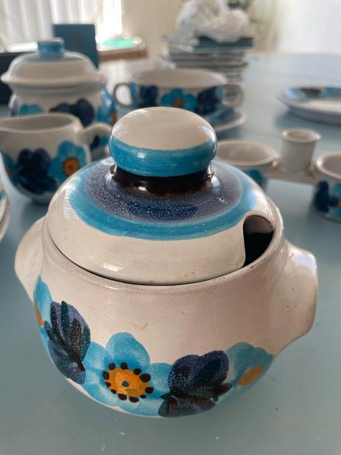 Aardewerken Servies Compleet - Jaren 80, Antiek en Kunst, Antiek | Servies compleet, Ophalen