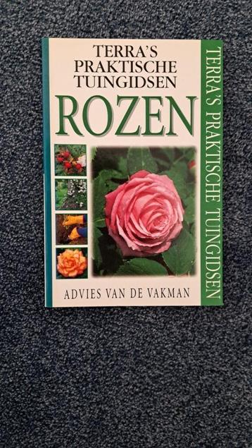 Terra's praktische tuingidsen ROZEN beschikbaar voor biedingen