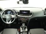 Kia Ceed 1.0 T-GDi MHEV DynamicPlusLine | Navigatie | Dodeho, Auto's, Kia, Gebruikt, Euro 6, Met garantie (alle), Leder en Stof