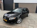 Audi S4 4.2 253KW Avant Quattro AUT 2006 Zwart, Auto's, Audi, Automaat, 1730 kg, 109 €/maand, Zwart