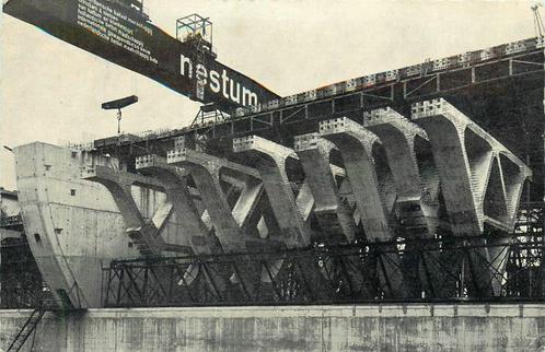 (701-194-001) Hellevoetsluis Deltawerken, Verzamelen, Ansichtkaarten | Nederland, Zuid-Holland, Verzenden