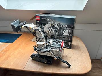 LEGO Technic 42100 Liebherr R 9800 Graafmachine beschikbaar voor biedingen