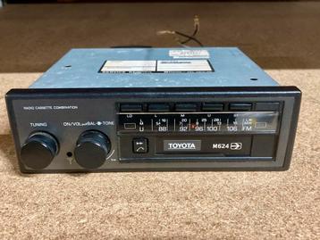 Toyota (Clarion) M624 Radio Cassette speler beschikbaar voor biedingen