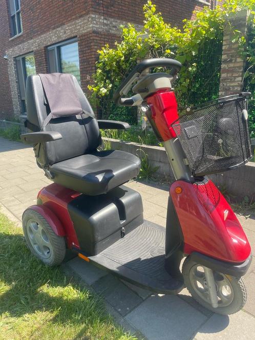 Prachtige scootmobiel Trophy 6 - zeer goede staat en nw accu, Fietsen en Brommers, Overige Fietsen en Brommers, Zo goed als nieuw
