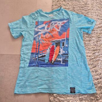 Surf T-shirt, maat 170/176 beschikbaar voor biedingen