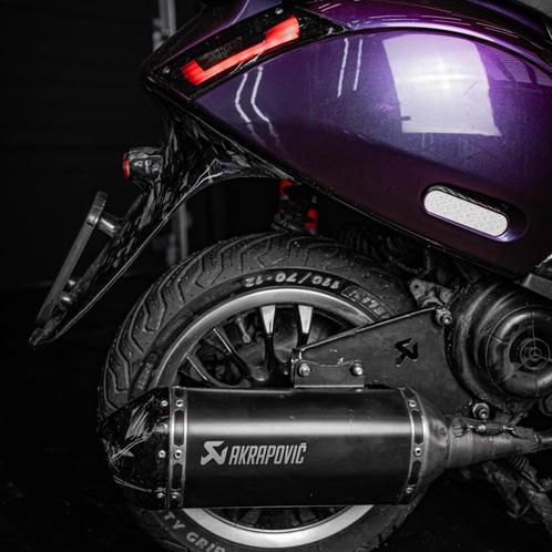 Akrapovic Uitlaat + Bocht Piaggio 4T 2V, Motoren, Tuning en Styling, Ophalen of Verzenden