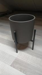 Bloempot, Ophalen of Verzenden, Zo goed als nieuw, Rond, Minder dan 60 cm