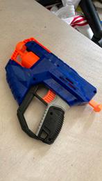 2x normale gun 1x grote minigun 28x nerf pijl 1x orange pijl, Ophalen, Gebruikt