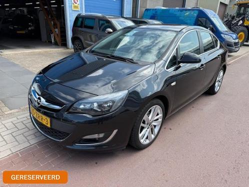 Opel Astra 1.4 Turbo Cosmo 2013 NAP + Boekjes Zeer luxe met, Auto's, Opel, Bedrijf, Astra, ABS, Airbags, Airconditioning, Alarm