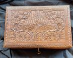 Houten Kist met Pauw Motief, Antiek en Kunst, Ophalen of Verzenden