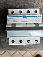Te koop  Hager aardlekautomaat  B32  0,03 A 15stuks, Ophalen of Verzenden, Zo goed als nieuw, Overige typen