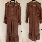Lange vintage jurk bruin maat 42, Kleding | Dames, Jurken, Maat 42/44 (L), Vintage, Ophalen of Verzenden, Onder de knie