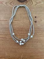 Zilverkleurige ketting met parels & strass – magneetsluiting, Ophalen of Verzenden, Zo goed als nieuw, Wit