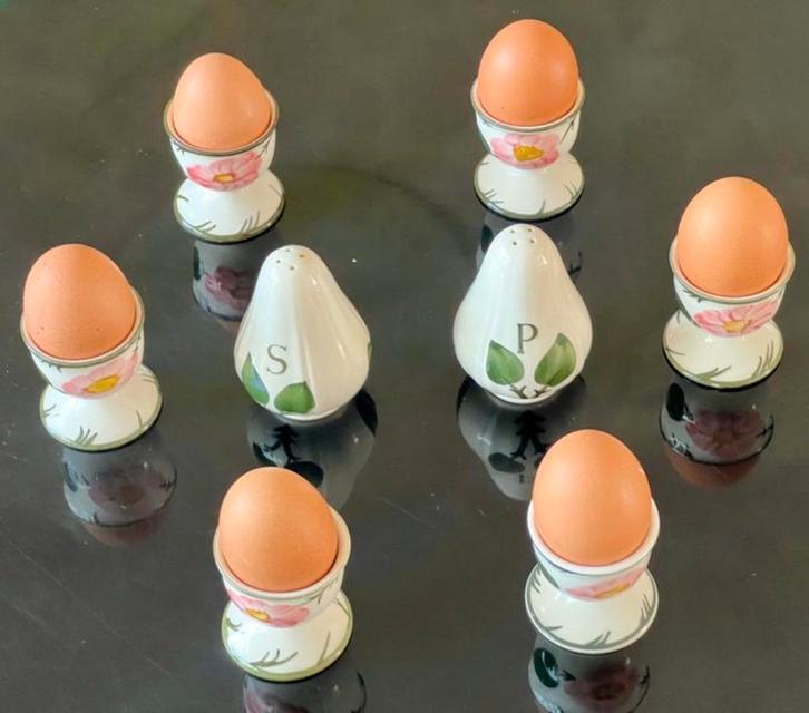 Villeroy & Boch Wild Rose Eierdopjes & Zout/Peperstel, Huis en Inrichting, Keuken | Bestek, Zo goed als nieuw, Los bestek, Overige materialen