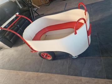 Bolderwagen.  130 bij 82 Breed 90 hoog. beschikbaar voor biedingen