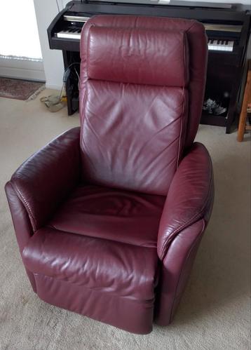 Himolla Relaxstoel Aubergine beschikbaar voor biedingen